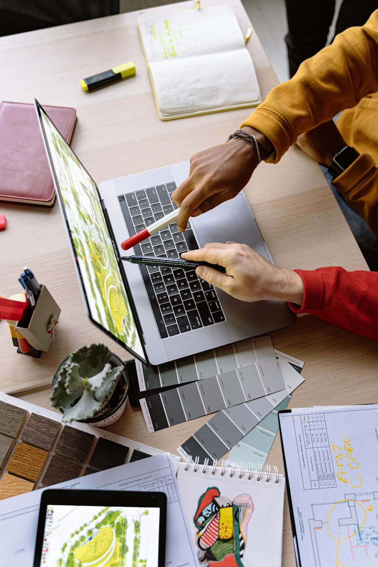 Creative Graphics Design Solutions